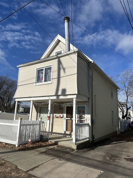 45 Spring St, West Haven, CT 06516