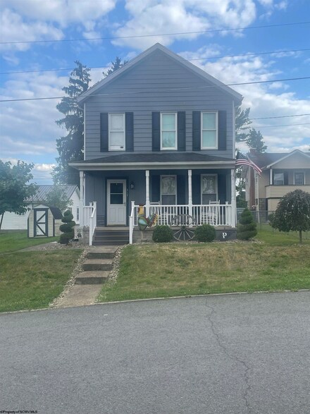 317 Murray Ave, Fairmont, WV 26554