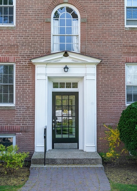 42 Browne St Unit 3, Brookline, MA 02446