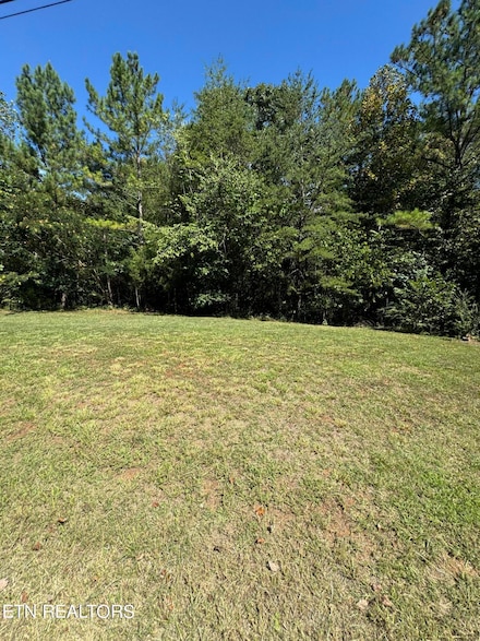 1181 Golf Course Rd, Newport, TN 37821