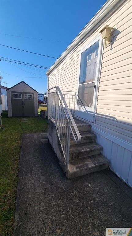 26 Dalbert St Unit L7, Carteret, NJ 07008
