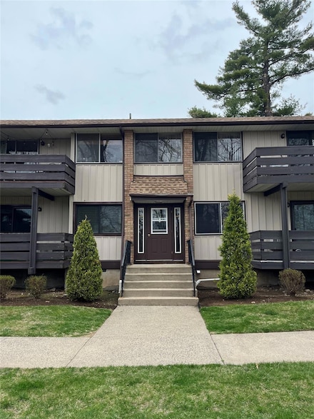 103 Sierra Vista Ln, Valley Cottage, NY 10989