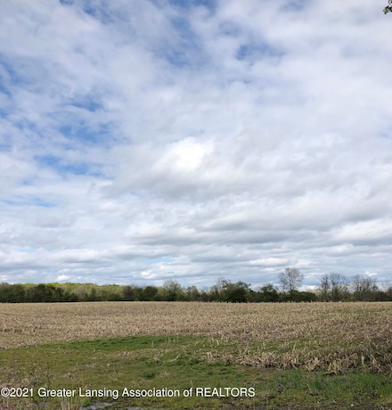 7051 E Saginaw Hwy, Grand Ledge, MI 48837