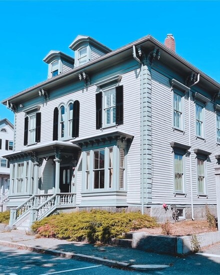 19 Dale Ave Unit 1, Gloucester, MA 01930