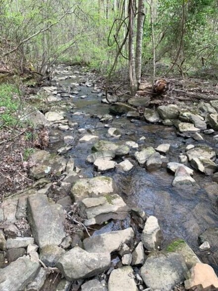 4408 Taft Hwy, Signal Mountain, TN 37377