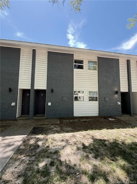 319 Main St, West Point, VA 23181