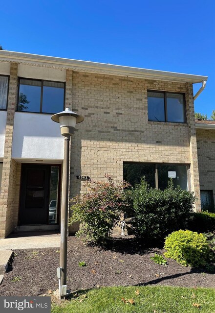 8862 Tamebird Ct, Columbia, MD 21045