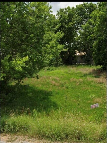 4554 Newberry St, Houston, TX 77051