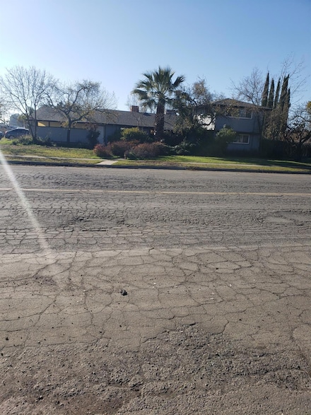 1401 E Blossom St, Dos Palos, CA 93620