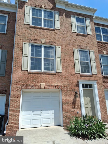 2475 Terra Cotta Cir, Herndon, VA 20171
