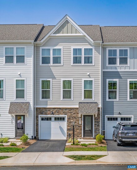 6031 Mccomb St Unit A, Crozet, VA 22932