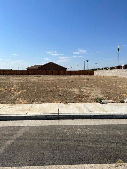 1601 Gromer Ave, Wasco, CA 93280