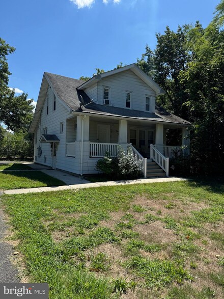 533 N West Ave, Vineland, NJ 08360