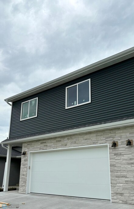 131 Pine Ave, Mapleton, ND 58059