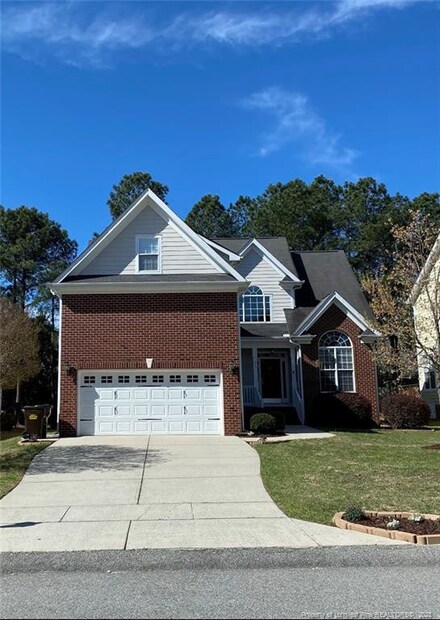 97 Cottswold Ln, Spring Lake, NC 28390