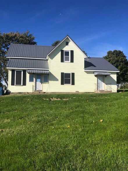 8021 W 1100 N, Ambia, IN 47917