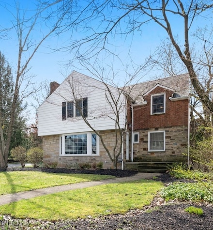 4090 Silsby Rd, University Heights, OH 44118