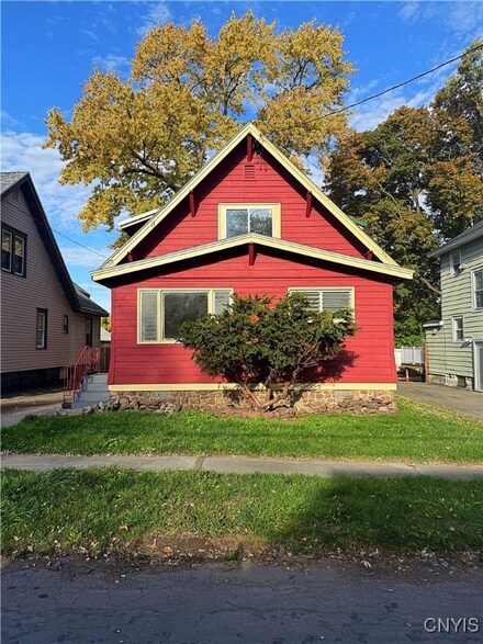 105 Murray Ave, Syracuse, NY 13208