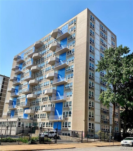 210 N 17th St Unit 707, Saint Louis, MO 63103