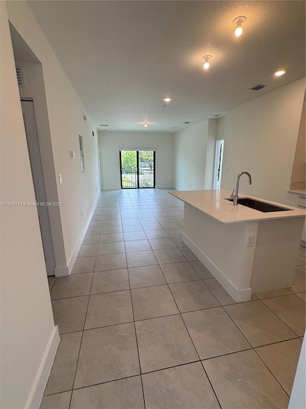 8001 NW 41st St Unit F-201, Doral, FL 33166