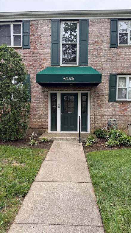 1064 Hunter Ave Unit 4, Valley Stream, NY 11580