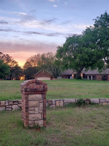 10350 E Turtle Creek Cir, Lexington, OK 73051