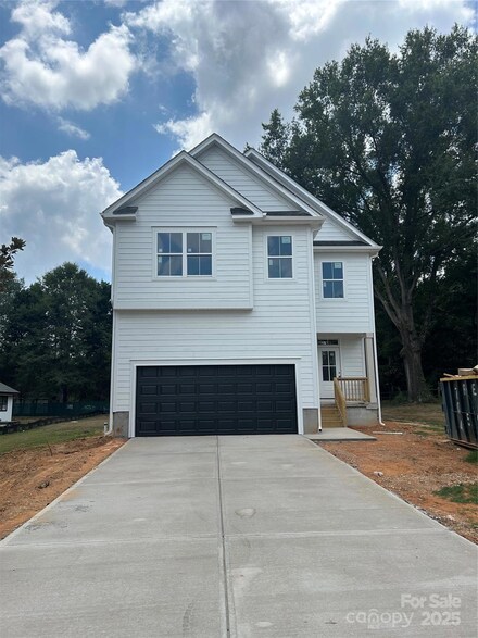 619 Westway Dr, Gastonia, NC 28054