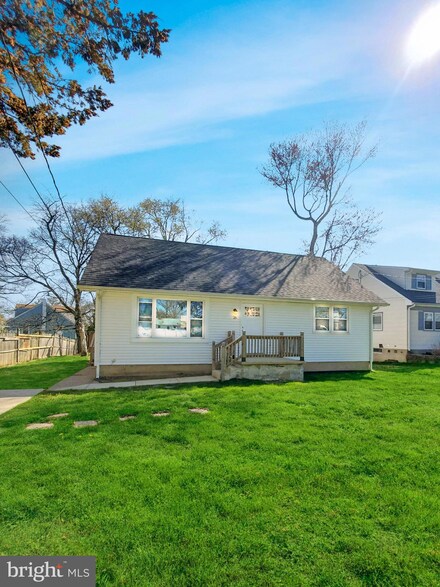 26 Winsor Ave, Ewing Township, NJ 08638