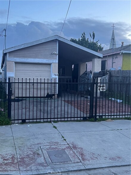 1766 E 113th St, Los Angeles, CA 90059