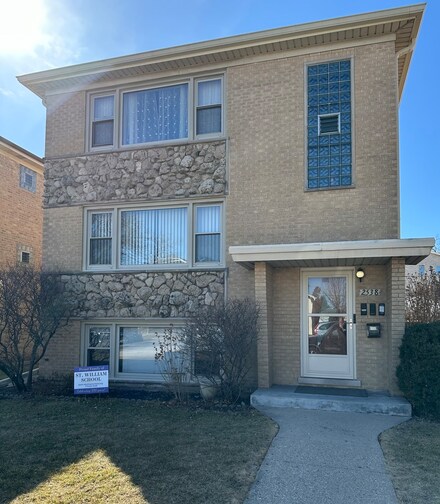 2538 N 75th Ave Unit 1, Elmwood Park, IL 60707