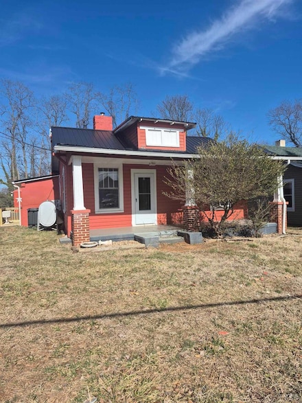 2608 Old Forest Rd, Lynchburg, VA 24501