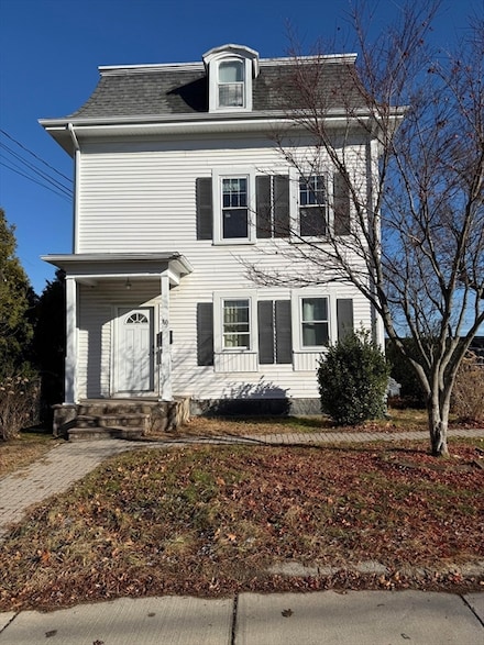 40 Oak St Unit 2, Hyde Park, MA 02136