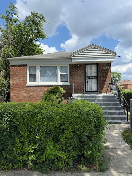 1400 W 73rd Place, Chicago, IL 60636