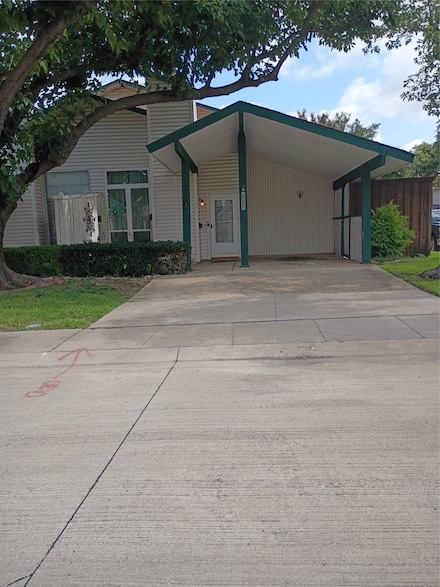 2665 Via Los Altos, Carrollton, TX 75006