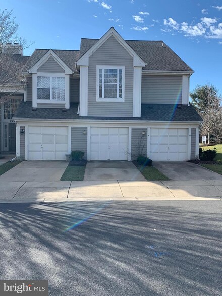 19946 Gateshead Cir, Germantown, MD 20876