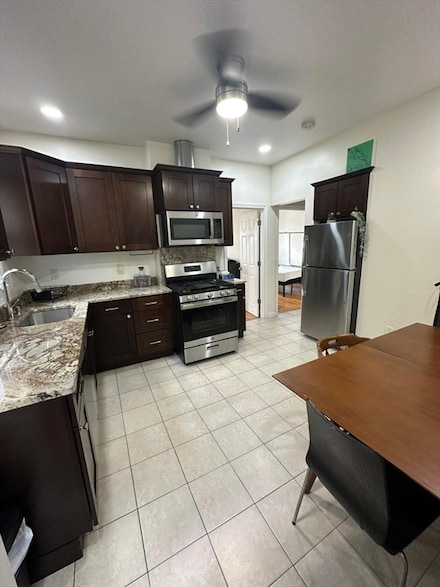 48 7th St Unit 1, Cambridge, MA 02141