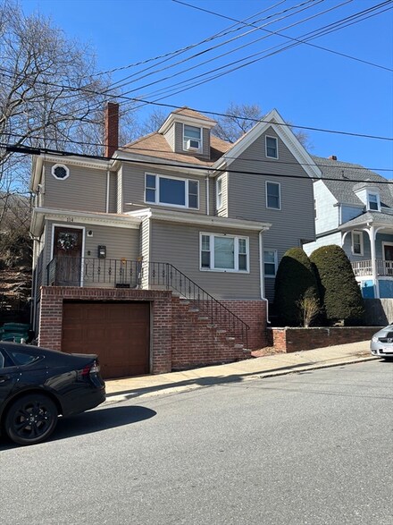 114 Henry Ave Unit 2, Lynn, MA 01902