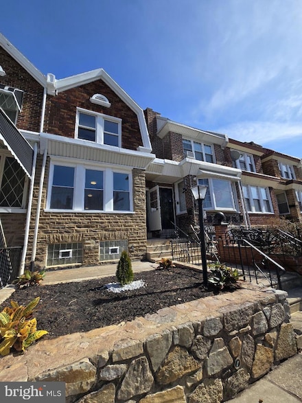 7485 E Tulpehocken St, Philadelphia, PA 19138