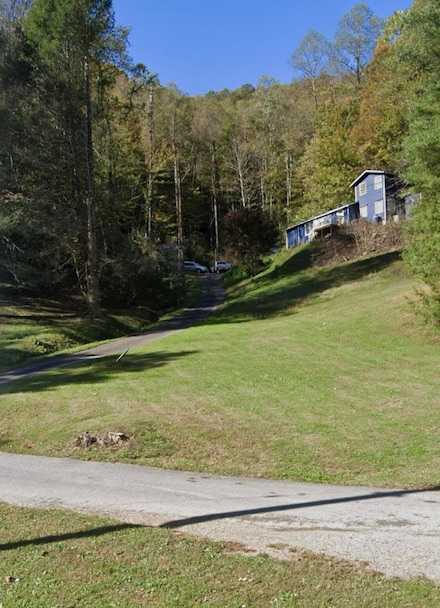 691 & 695 Blue Ridge Church Rd, Pineville, KY 40977