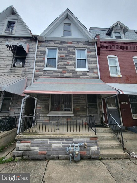 720 N 12th St, Reading, PA 19604
