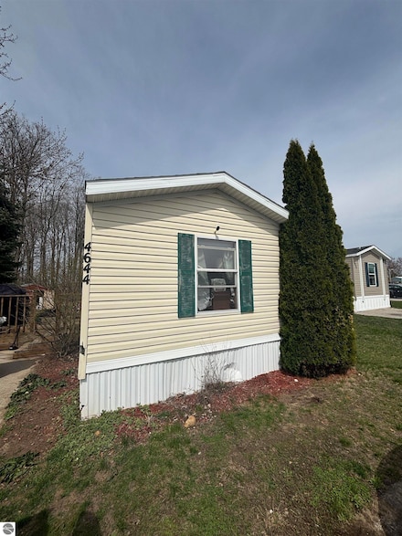 4644 Springcress Ln, Traverse City, MI 49685
