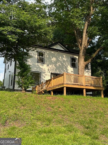 731 N Jefferson St NE, Milledgeville, GA 31061