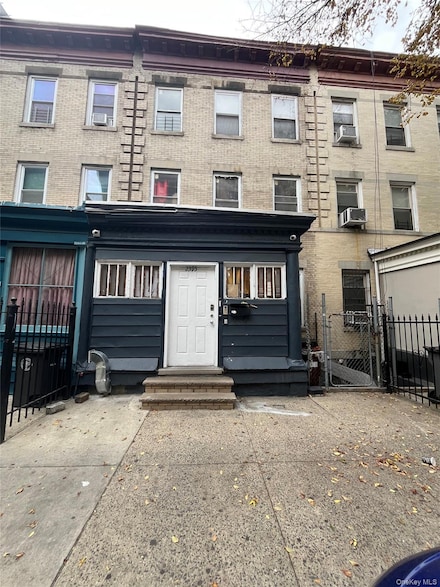 2393 Walton Ave, Bronx, NY 10468