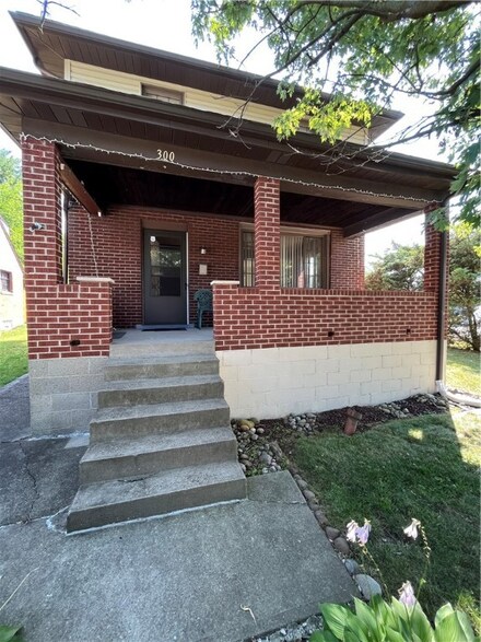 300 Bernard St, Pittsburgh, PA 15234