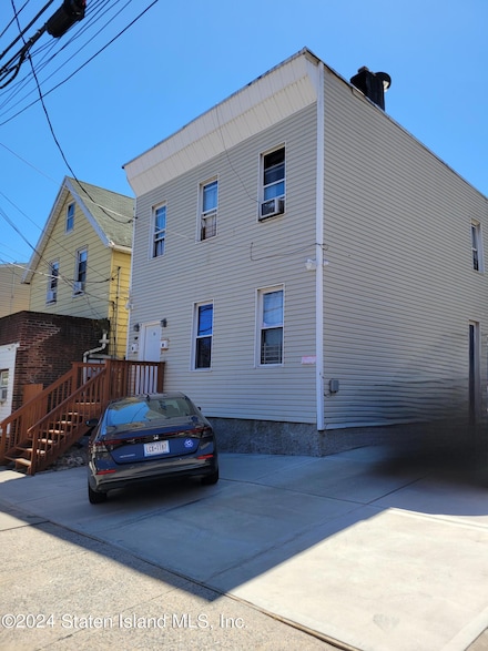 540 Jersey St, Staten Island, NY 10301