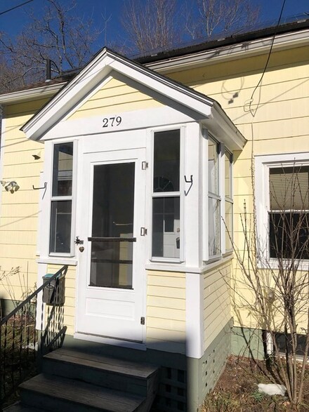 279 State St, Northampton, MA 01060