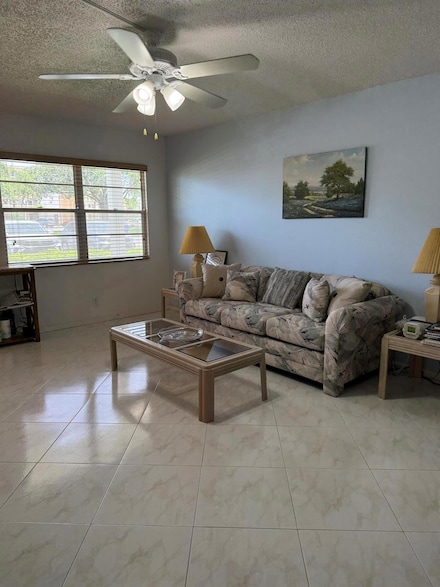 1041 Guildford C, Boca Raton, FL 33434