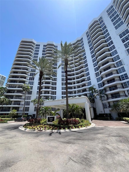 3600 Mystic Pointe Dr Unit 1010, Aventura, FL 33180
