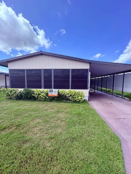 37536 Pinata Ave, Zephyrhills, FL 33541
