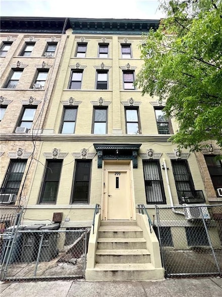 299 Troutman St, Brooklyn, NY 11237